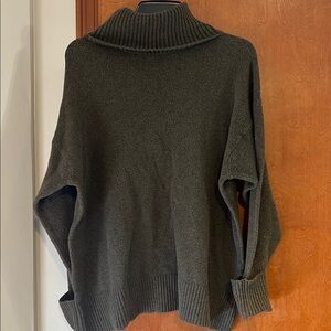 Cozy Dark Green Turtleneck Sweater
